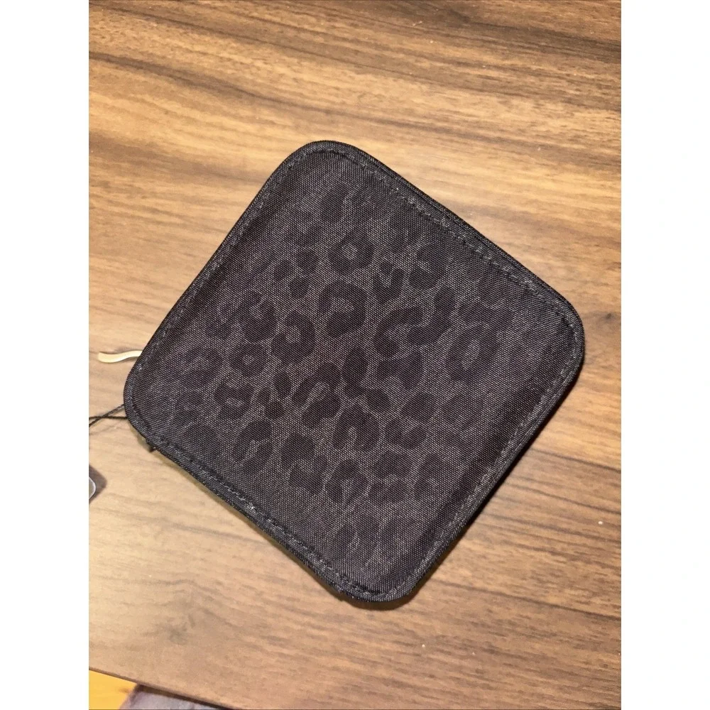 NWT $40 Baggallini Travel Jewelry Box Black Cheetah Embossed Zip Organizer Case